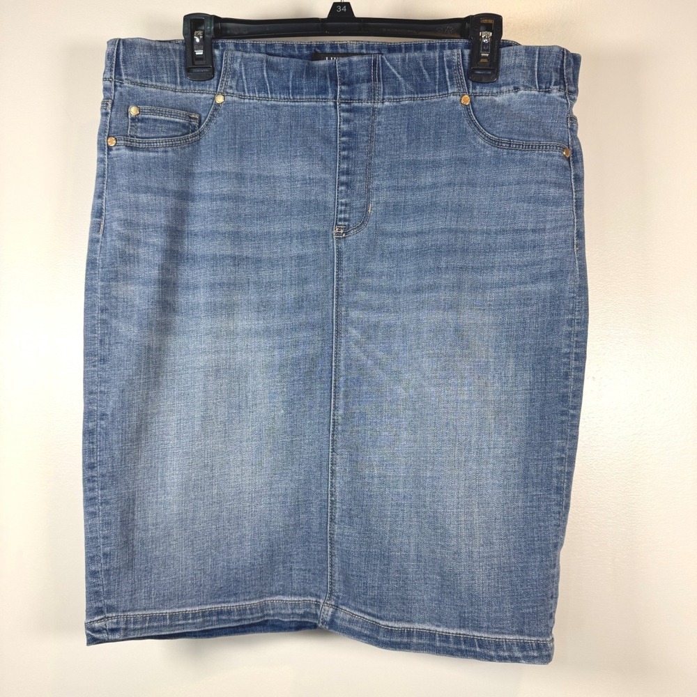 Liverpoolโ LA Denim Pencil Skirt 14W Med Wash Stretch Pull On Chic Minimalist